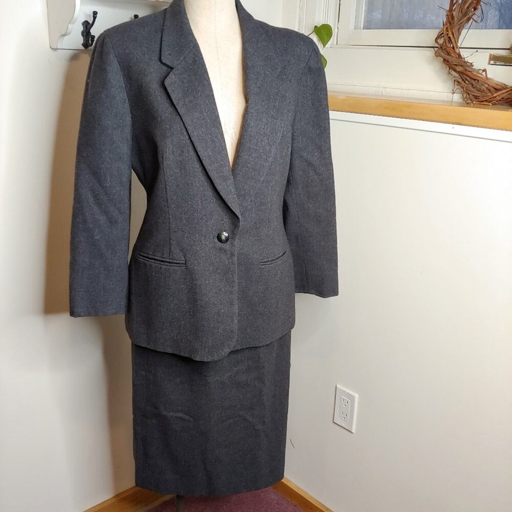 Pendelton Wood 2-Piece Skirt Suite, Petite Medium